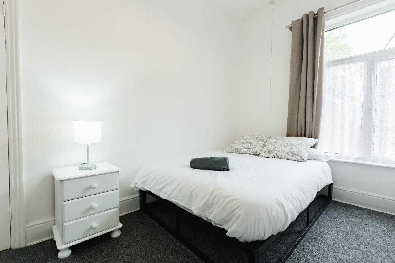 Peaceful House Near Pearson Park Apartment Kingston upon Hull Bagian luar foto